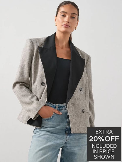 Contrast Lapel Boxy Crop Blazer