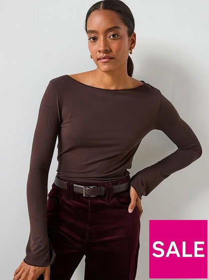 Boat Neck T-Shirt Brown