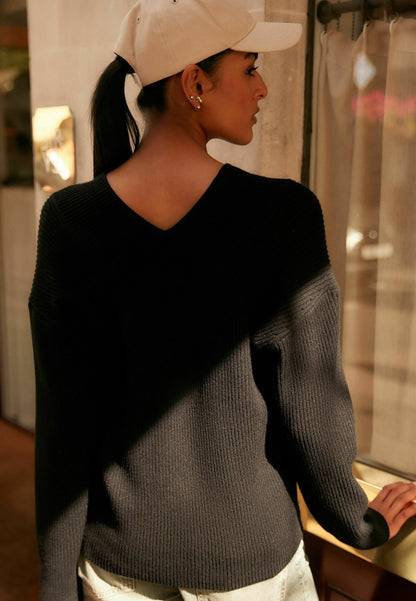 V-Neck Petite Jumper Black
