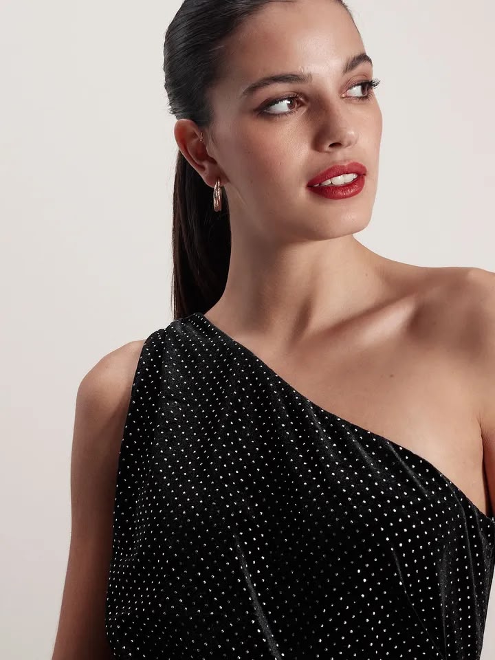 Petite Velvet Finish Embellished One Shoulder Basic Jumpsuit