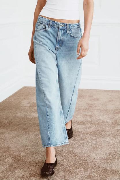 Mid Rise Relaxed Leg Ankle Length