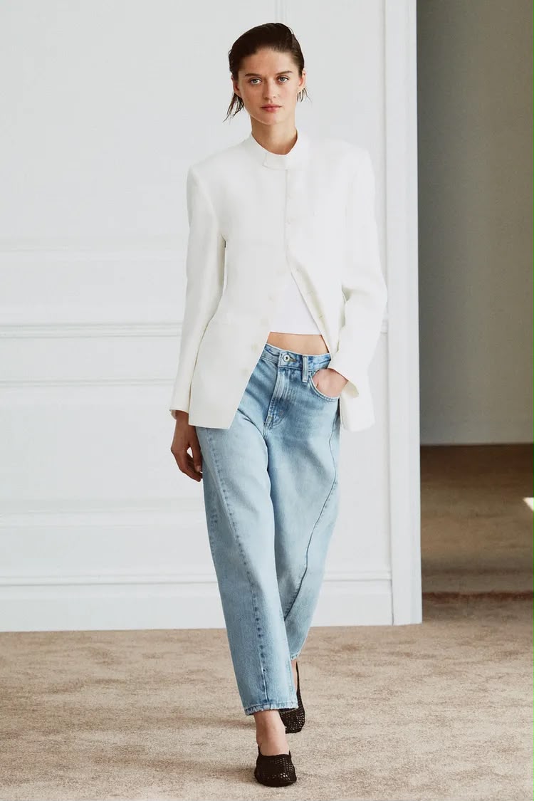 Mid Rise Relaxed Leg Ankle Length