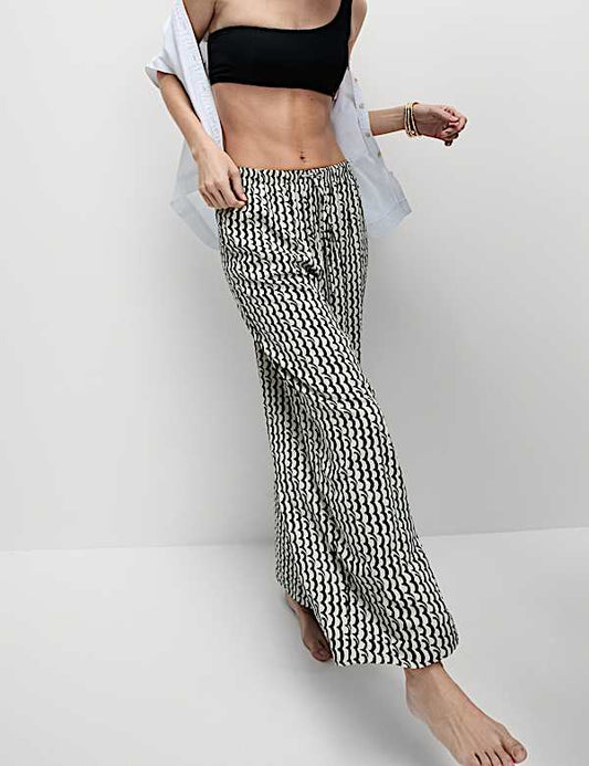 Geometric Wide Leg Culotte Trousers