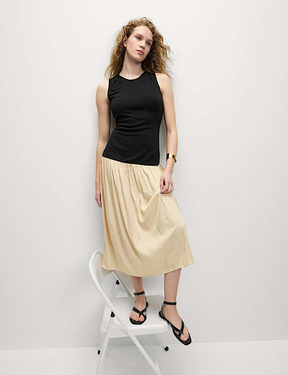Round Neck Pleated Midaxi Waisted Dress