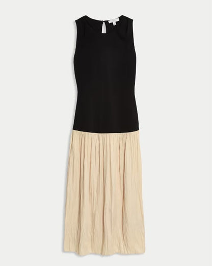 Round Neck Pleated Midaxi Waisted Dress
