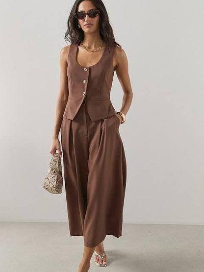 Linen Blend Scoop Neck Waistcoat Brown