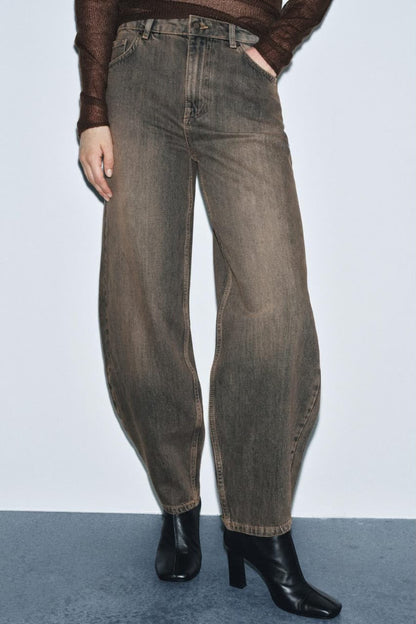 Zara Mid Waist Barrel Jeans