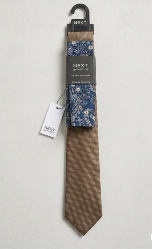 Silk Tie & Navy Floral Pocket Square Set