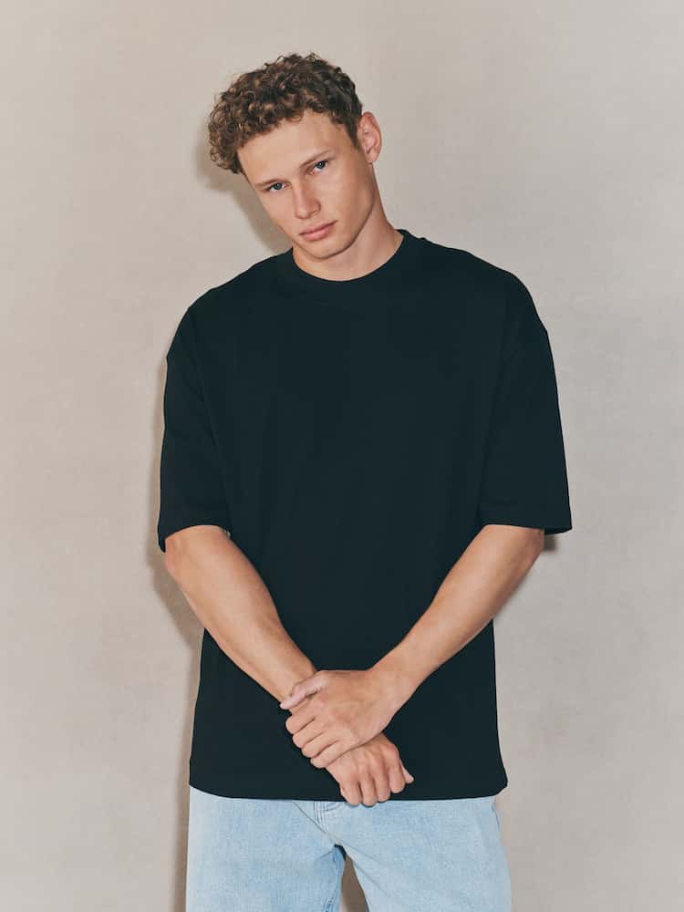 Black Oversized Heavyweight T-Shirt