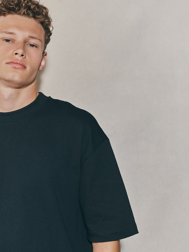 Black Oversized Heavyweight T-Shirt