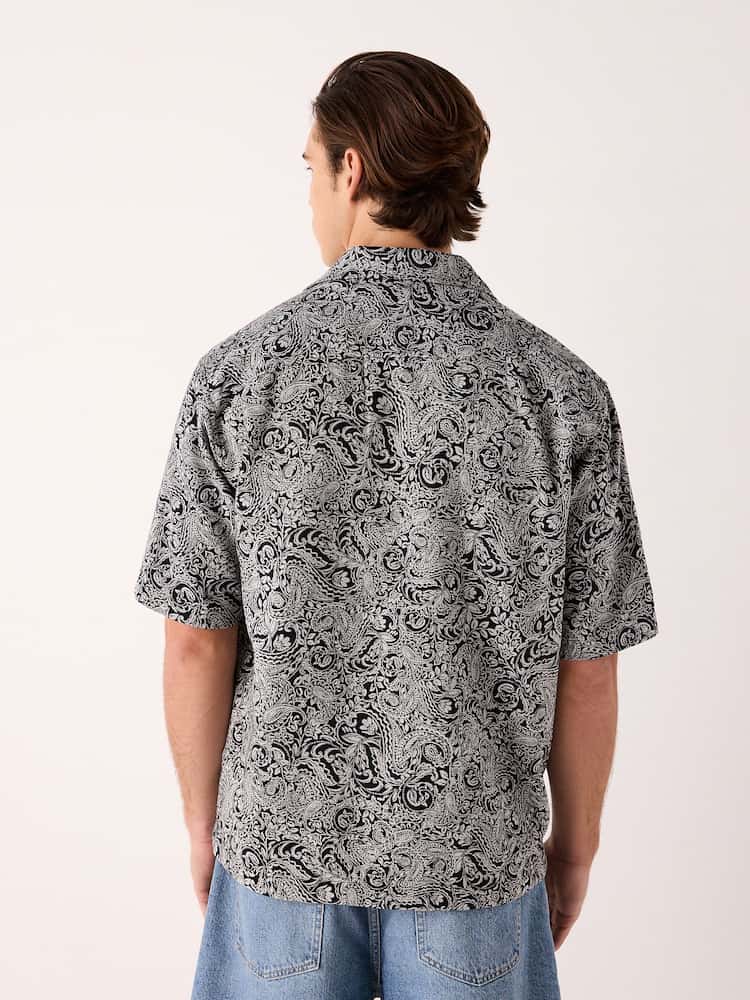 Black/White Paisley Jacquard Printed Short Sleeve Shirt