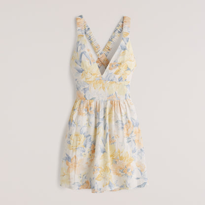 Scrunchie Strap Skort Dress In White Floral