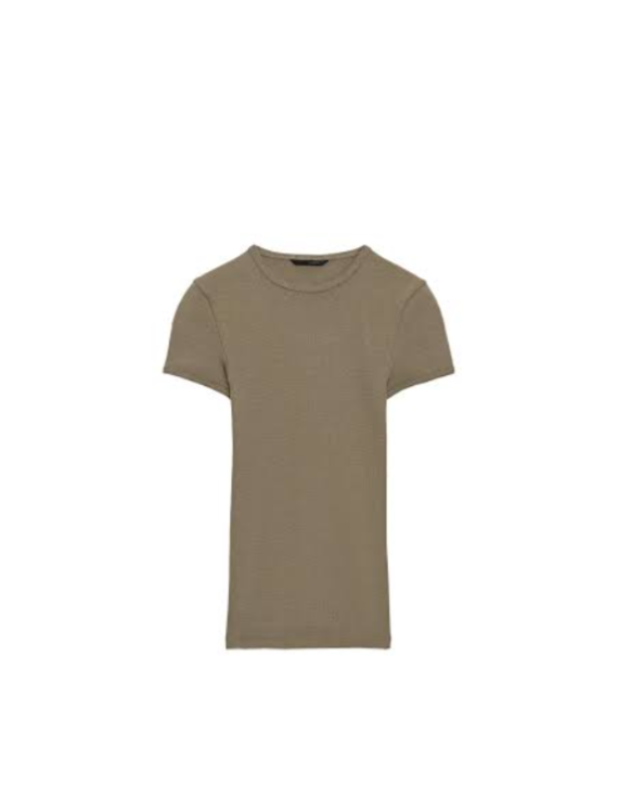 Slim Fit Round Neck