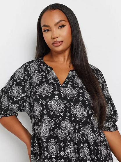 Curve Notch Neck Tiered Dress - Black