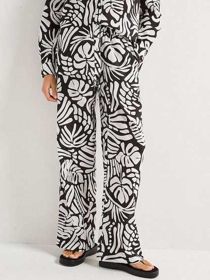 V by Very Printed Co Ord Beach Shirt & Trouser Set