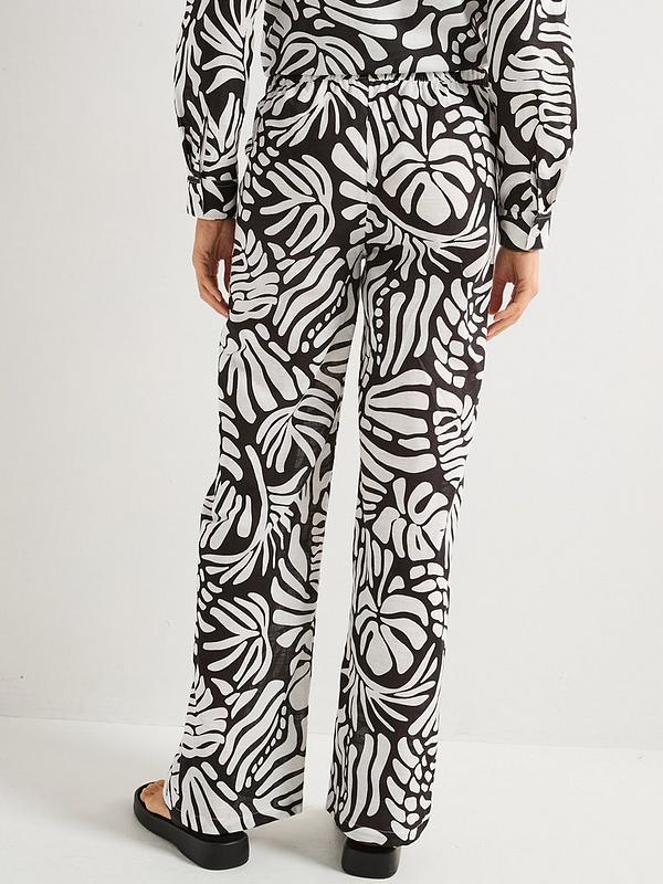 V by Very Printed Co Ord Beach Shirt & Trouser Set