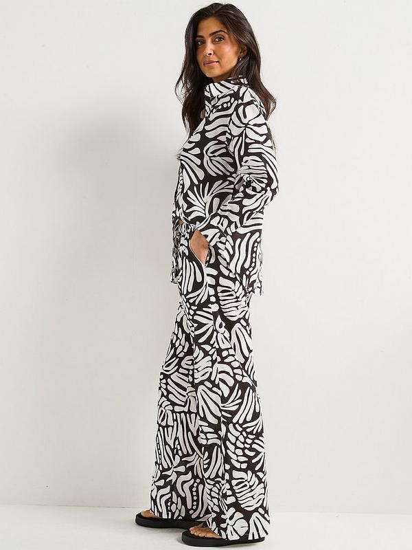 V by Very Printed Co Ord Beach Shirt & Trouser Set