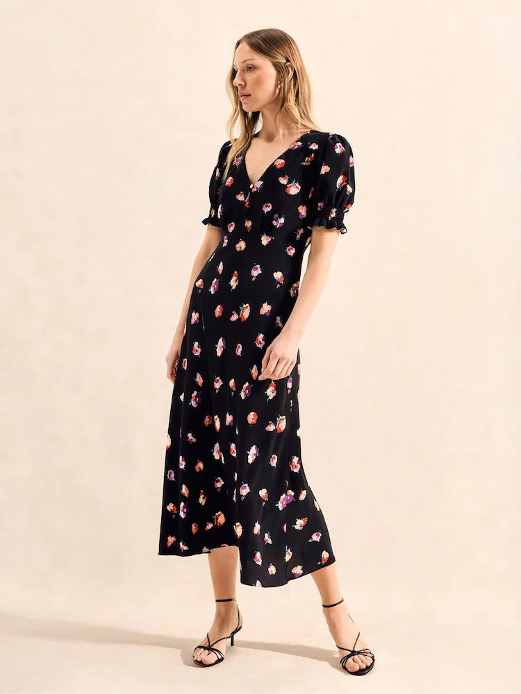 Black Pansy Print Shirred Cuff Midi Dress