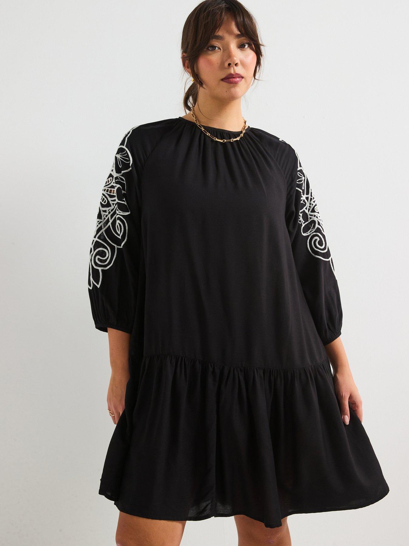 Curve Embroidered Sleeve Dress - Black