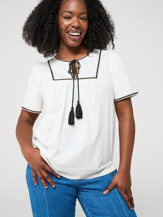 V by Very Curve Stitch & Tassel Detail T-Shirt - White