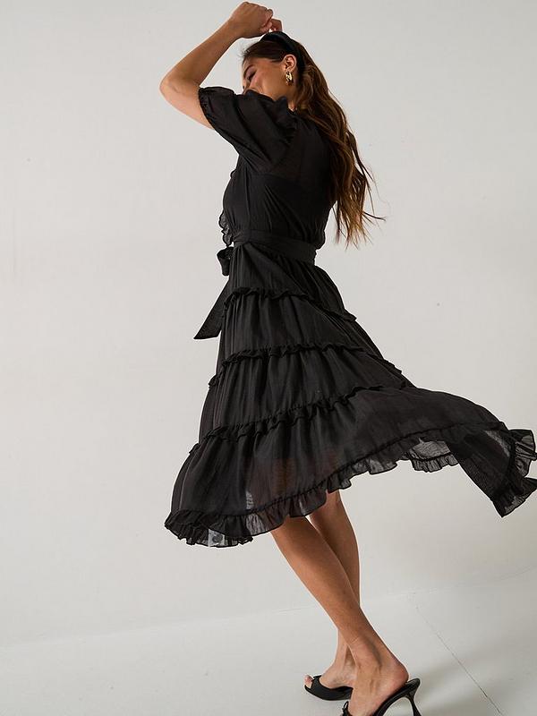 Scallop Tiered Midi Dress - Black