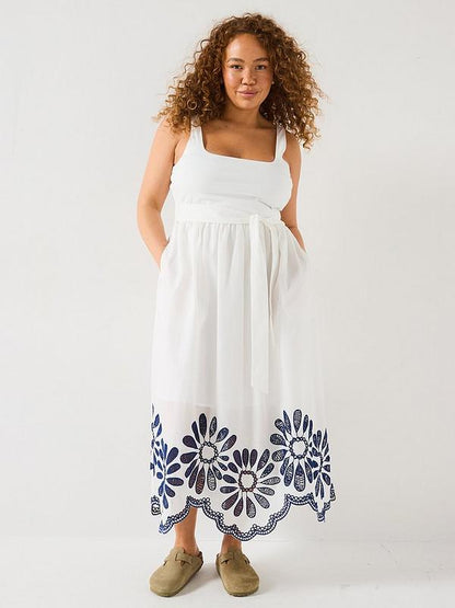 V by Very Curve Embroidered Hem Sleeveless Dress - Multi