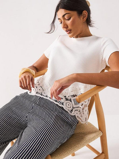 V by Very Crochet Hem Rib T-shirt - White