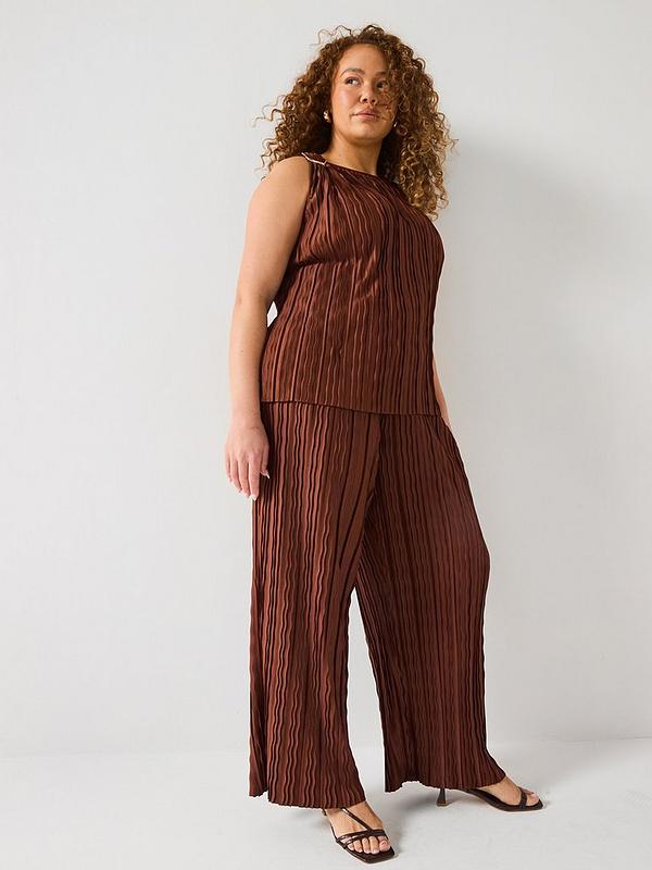 V by Very Curve Plisse Top and Wide Leg Trouser Co-Ord - Dark Brown