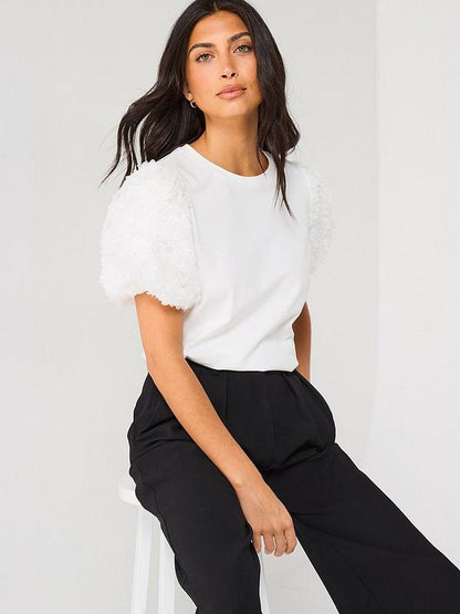 V by Very 3D Floral Puff Sleeve Top - White