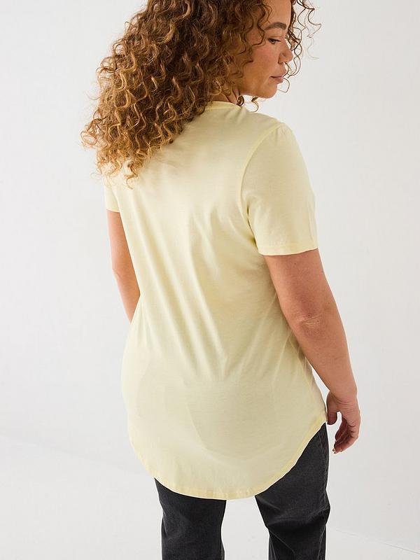 V by Very Curve Scoop Hem T-Shirt - Yellow