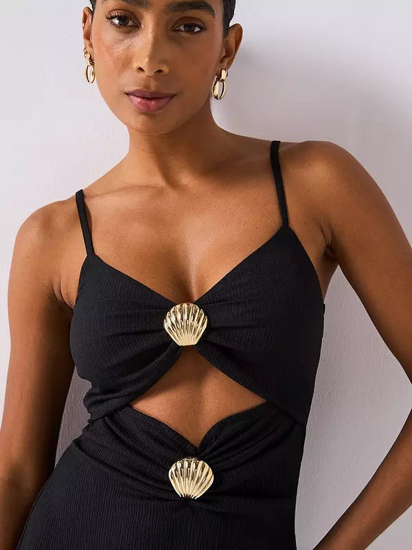 Shell Detail Cut Out Maxi Dress - Black