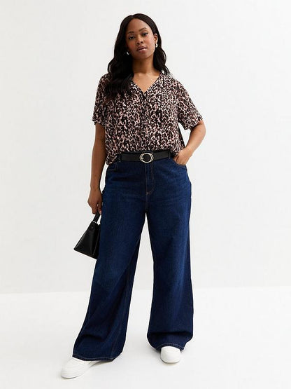 V-Neck Curve Leopard Print Button Up Top