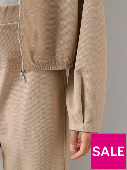 Pique Collar Detail Pleat Sleeve Jacket Stone