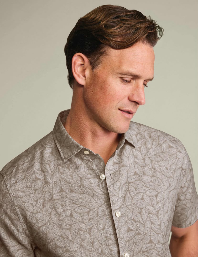 Short Sleeve Cotton Linen Blend Printed Slim Fit Shirt