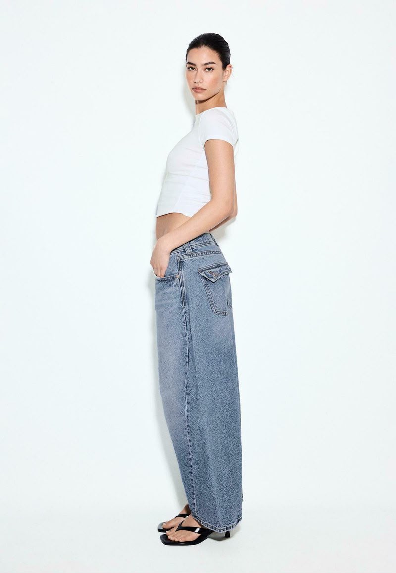 Low-Rise Balloon Fit Jeans - Mottled Dark Blue