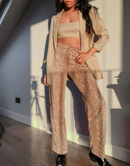 Mansy Suit Squoval Crop Top in Mocha
