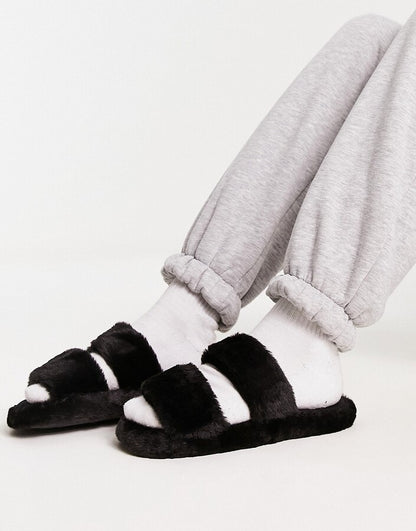 Zion Double Strap Slider slippers in black