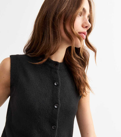 Black Knit Sleeveless Waistcoat