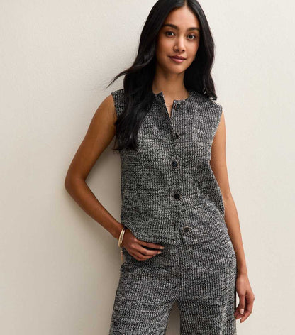 New Look Black Soft Touch Ribbed Knit Boxy Waistcoat