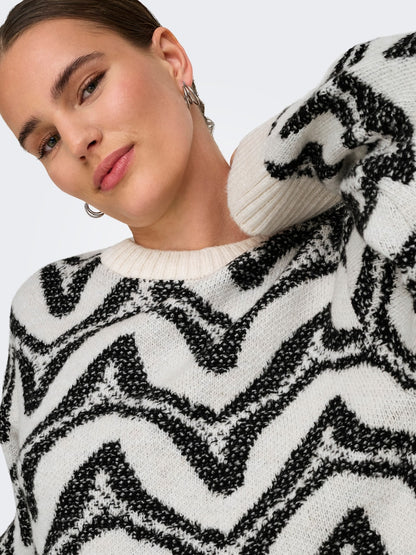 Cloud Dancer Black  O-Neck Knit Sweater