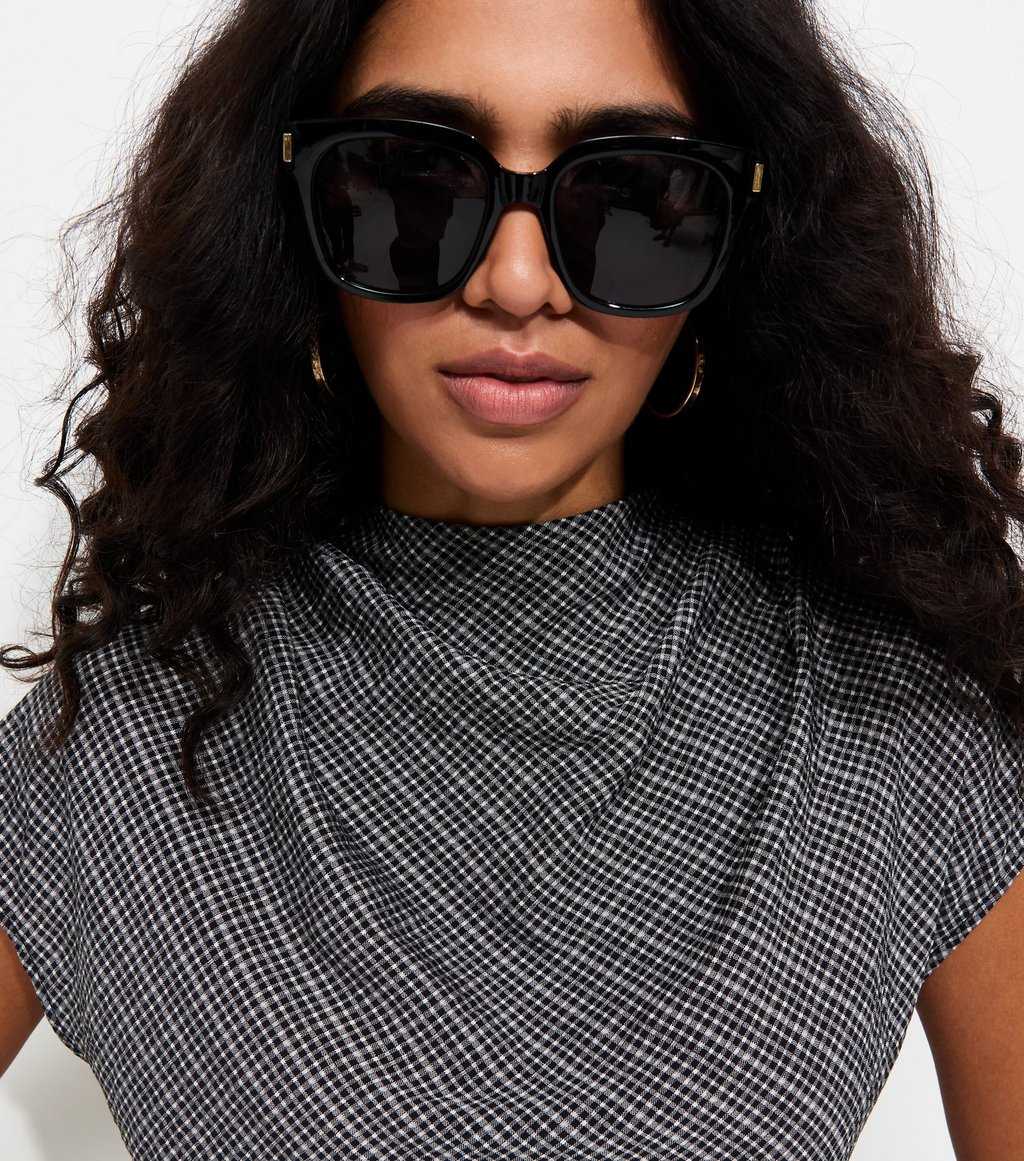 Woven Check Pattern Cowl Neck Cap Sleeve Top