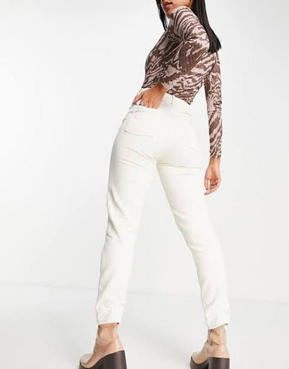 Mom Jeans Ecru