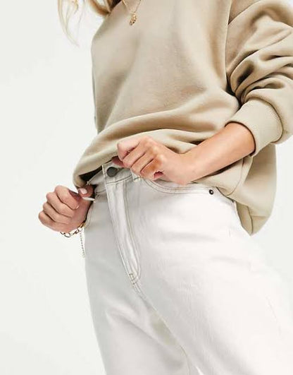 Petite Nora High Rise Mom Jeans in Ecru