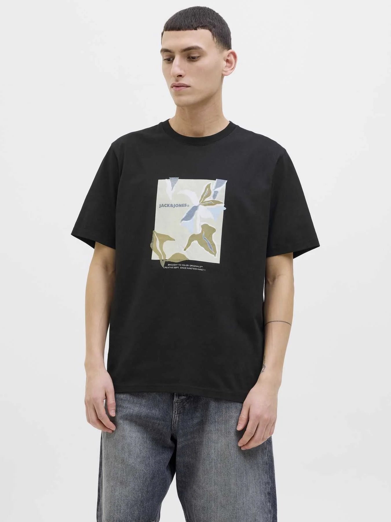 JORALMERIA Front Crew Neck T-Shirt