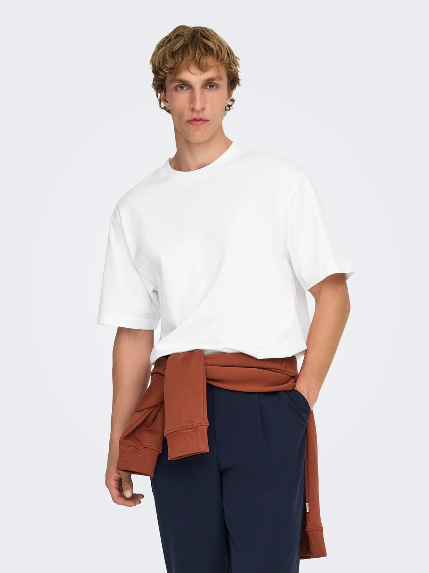 Only & Sons Round Neck Short Sleeve T-Shirt In White