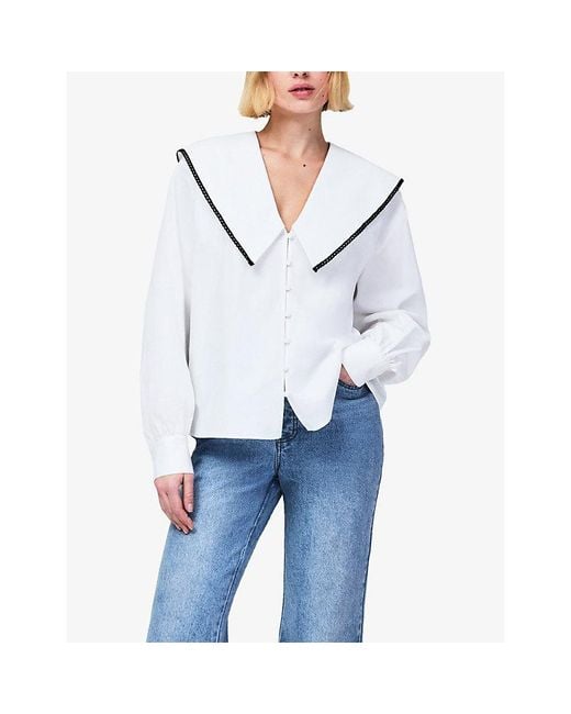 Woman's White Collared Long Sleeve Stretch Cotton Shirt