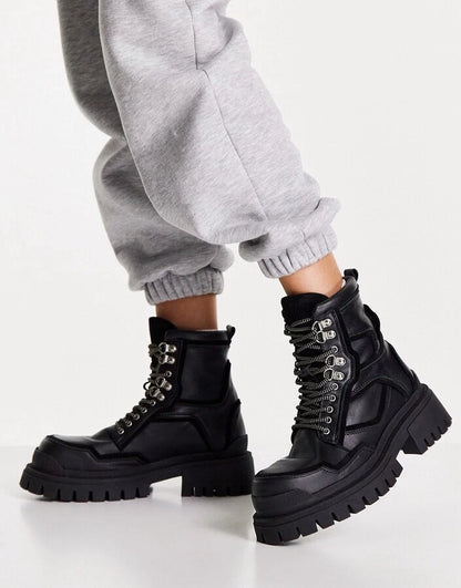 Topshop Alex Leather Chunky Lace Up Boot in Black