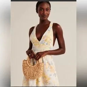 Scrunchie Strap Skort Dress In White Floral