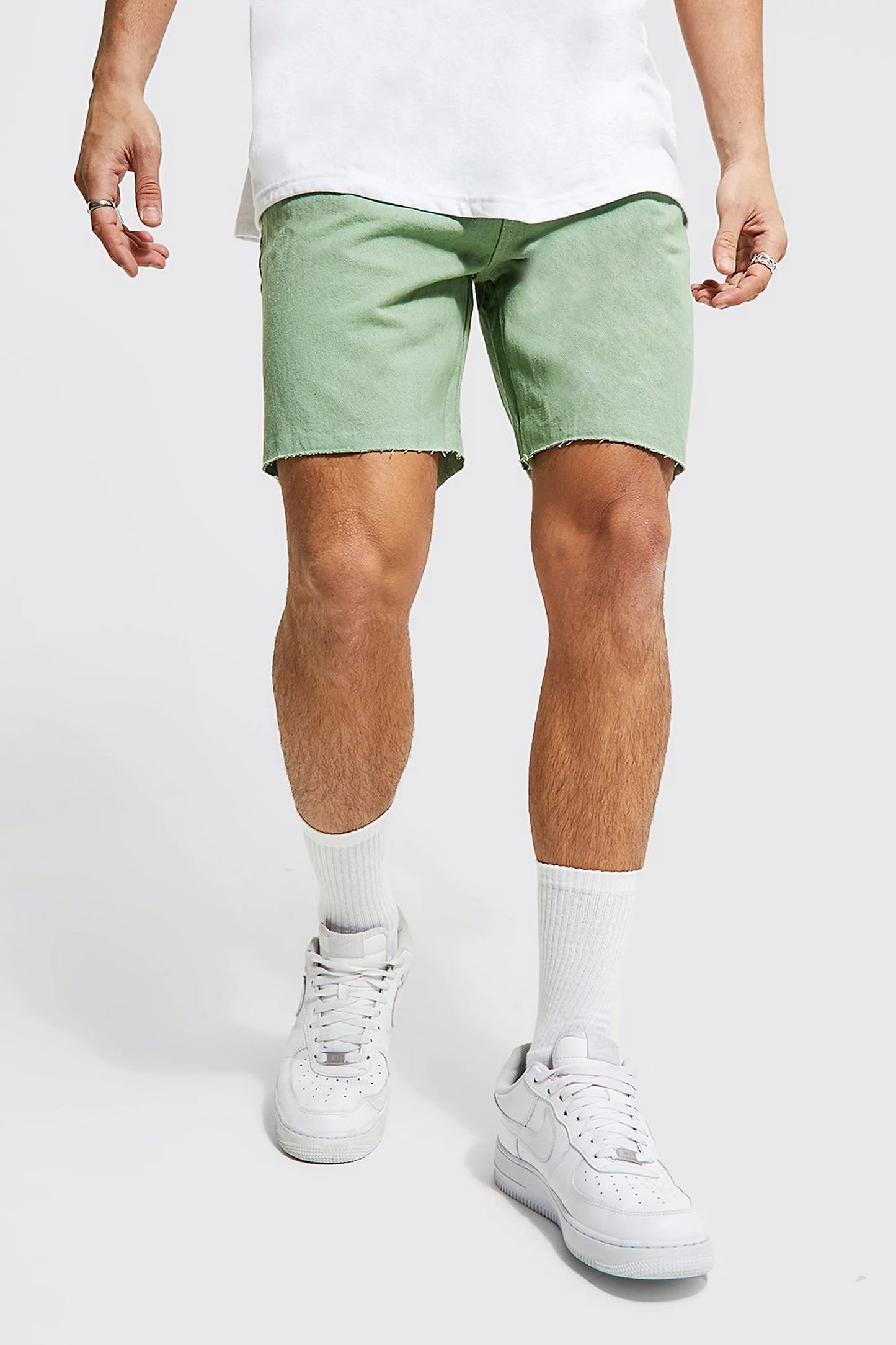 Relaxed Fit Washed Frayed Hem Denim Short