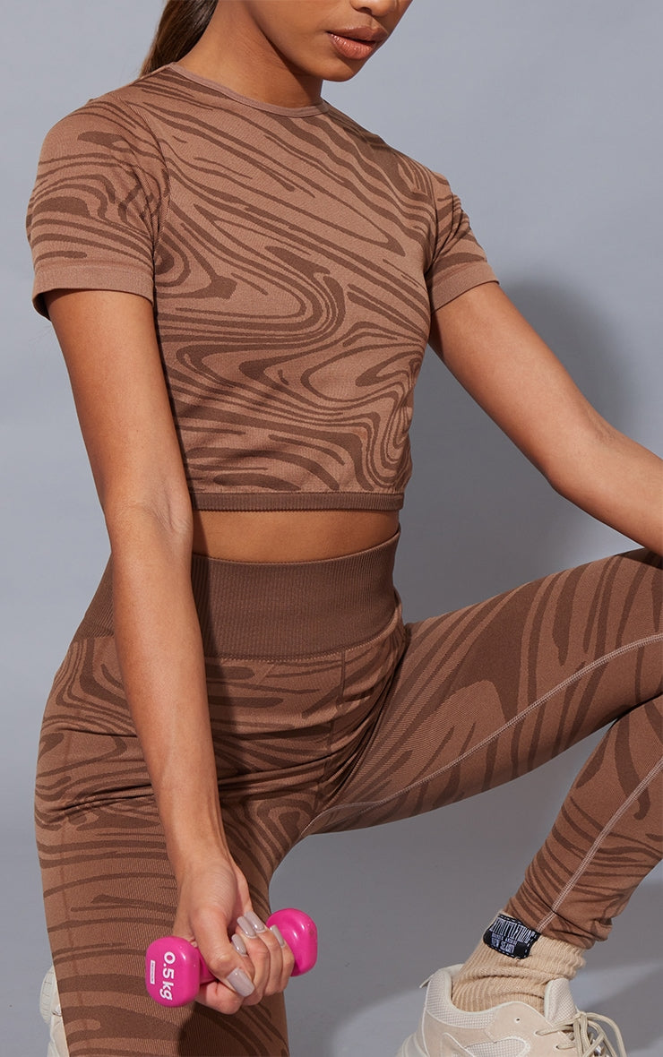 Brown Seamless Marble Swirl Sport Cropped Tee